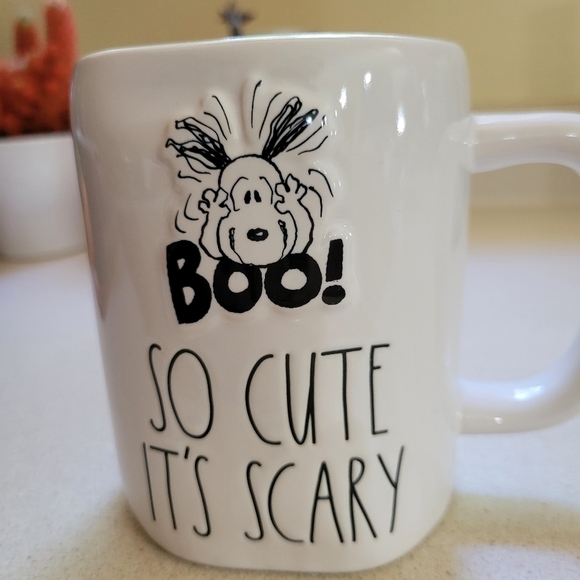 🦃Rae Dunn BOO! So Cute it’s Scary Mug Peanuts collectors edition 24 ounce - Picture 2 of 7